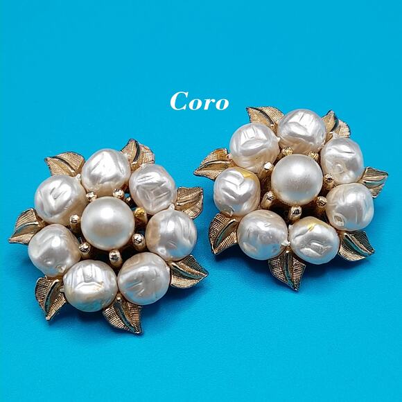 Vintage 1960s Coro Faux Pearl Floral Clip Earrings, Gold Plated - Picture 1 of 10